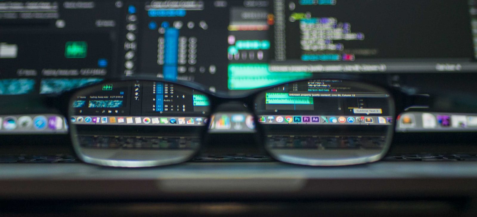 closeup photo of eyeglasses